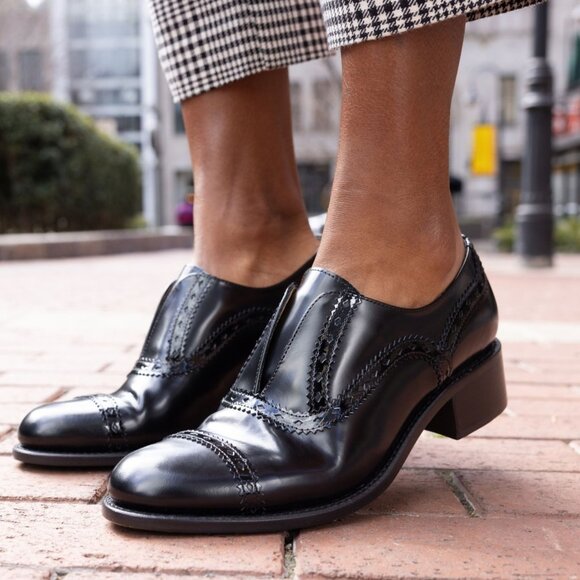 The Office of Angela Scott Ms. Arzner Slip On Black Oxford Leather Loafer EU 37 - Picture 1 of 13